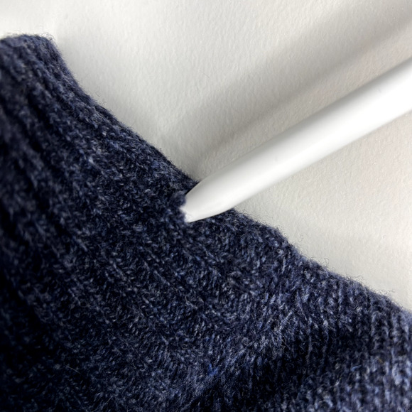 J Crew 100% Lambswool Sweater Mens Large Navy 1/4 Zip Preppy Old Money Golf FLAW - Picture 12 of 15